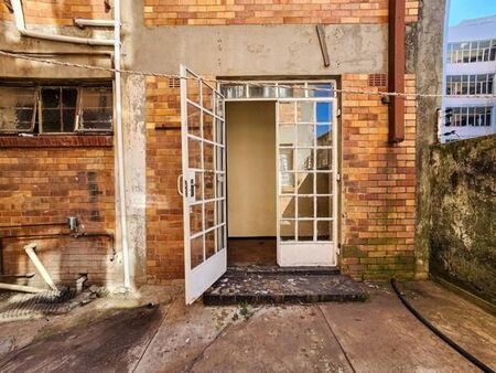 Studio Apartment in Yeoville