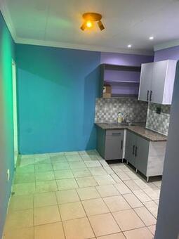 1 Bedroom Garden Cottage in Kensington