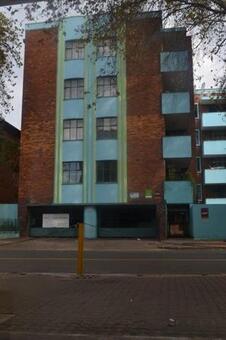 Studio Apartment in Yeoville