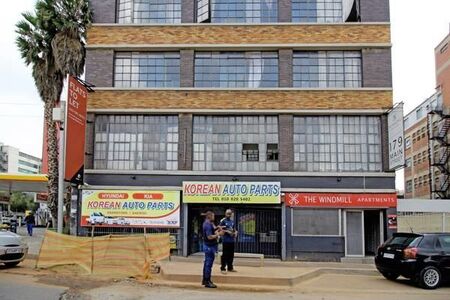 1 Bedroom Apartment in City & Suburban (Maboneng)