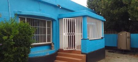 3 Bedroom House in Bezuidenhout Valley