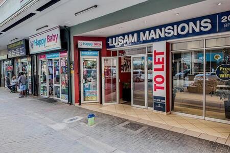 1 Bedroom Apartment in Johannesburg Central