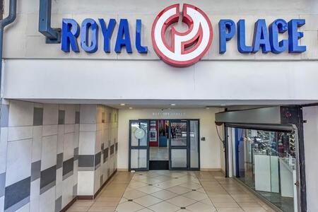 1 Bedroom Apartment in Johannesburg Central