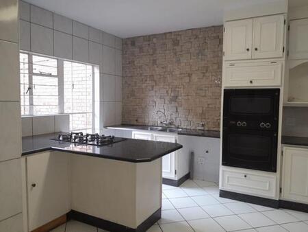 5 Bedroom Townhouse in Corlett Gardens