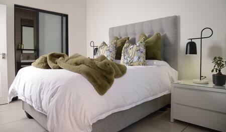 2 Bedroom Apartment in Dainfern