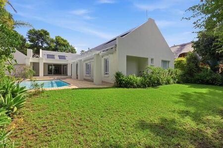 4 Bedroom House in Fourways Gardens