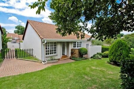 2 Bedroom Townhouse in Thornhill Estate