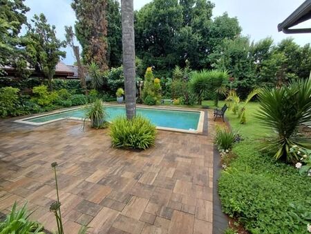 3 Bedroom House in Rooihuiskraal