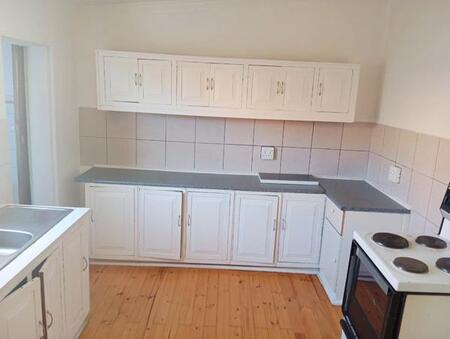 2 Bedroom House in North End