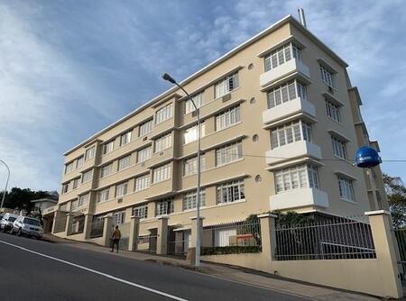 3 Bedroom Apartment in Essenwood