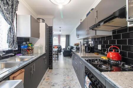 3 Bedroom Townhouse in Strubens Valley