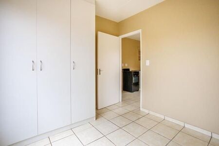 2 Bedroom Flat in Randfontein Central