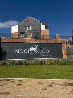 1 Bedroom Apartment in Mooikloof Equestrian Estate