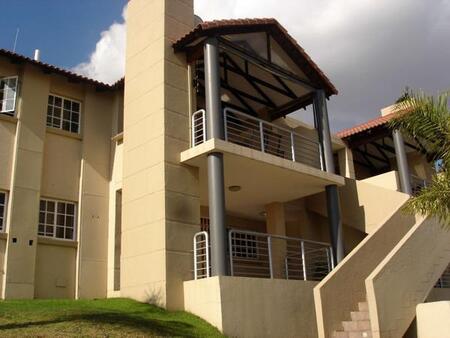 2 Bedroom Townhouse in Erasmuskloof