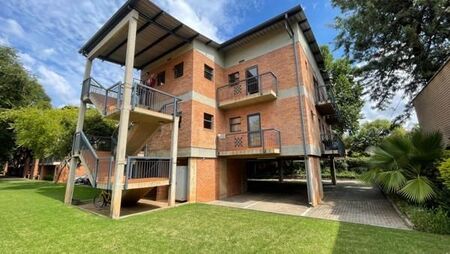 8 Bedroom Apartment in Hatfield