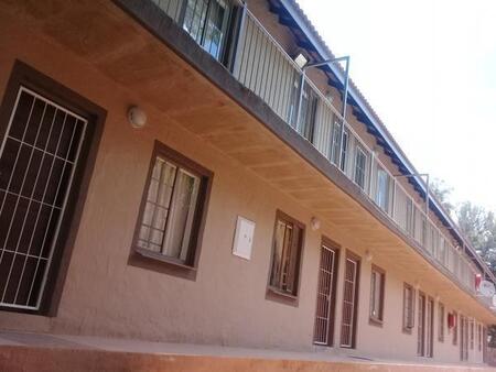 Studio Apartment in Capital Park