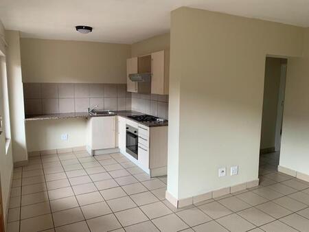 2 Bedroom Apartment in Parktown Estate