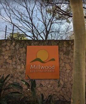 2 Bedroom Apartment in Bryanston