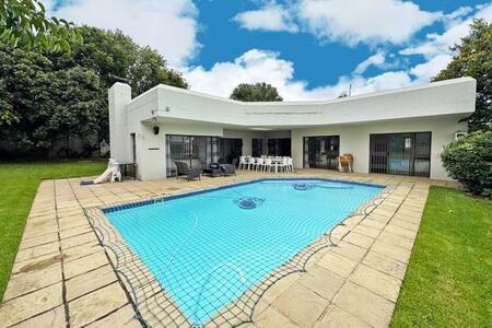 4 Bedroom House in Benmore Gardens