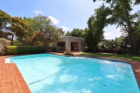 2 Bedroom Apartment in Craighall Park