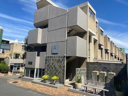 2 Bedroom Apartment in The Gardens