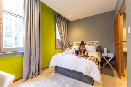 1 Bedroom Apartment in Johannesburg Central