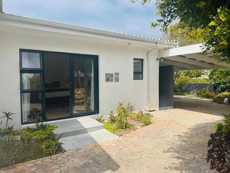 1 Bedroom House in Sandbaai