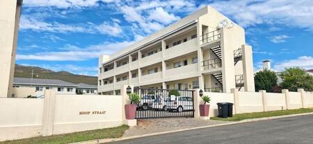 1 Bedroom Apartment in Bredasdorp