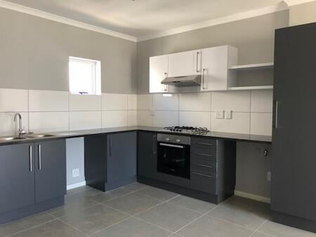 2 Bedroom Apartment in Burgundy Estate