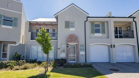 3 Bedroom House in Nooitgedacht Estate