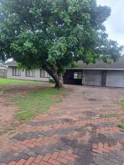 3 Bedroom House in Meer En See