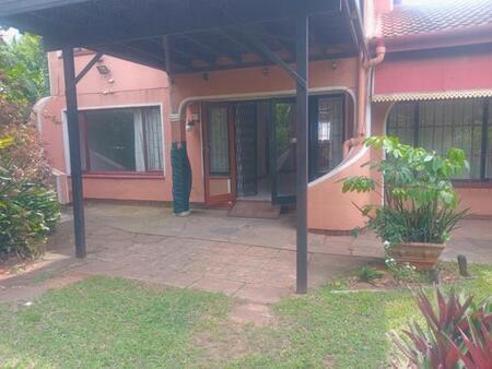 1 Bedroom Apartment in Umhlanga Rocks