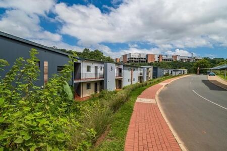 1 Bedroom Apartment in Waterfall