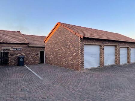 2 Bedroom Townhouse in Equestria