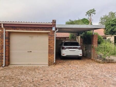 3 Bedroom Townhouse in Faerie Glen