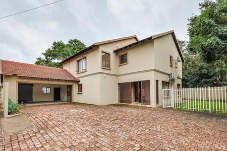 4 Bedroom House in Menlo Park