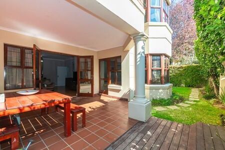 3 Bedroom Apartment in Bryanston
