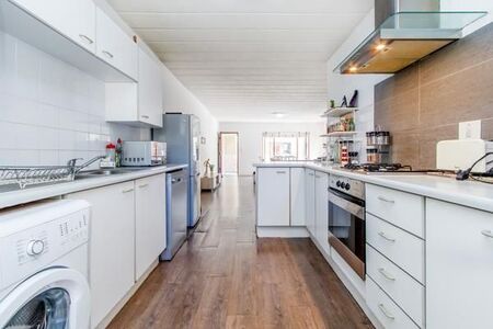 2 Bedroom Apartment in Craighall Park