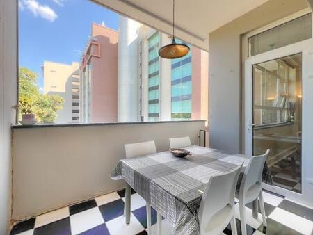 2 Bedroom Apartment in Rosebank