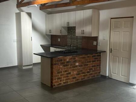 2 Bedroom House in Westdene