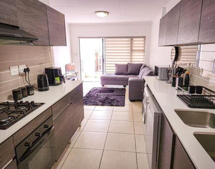 1 Bedroom Apartment in Olivedale