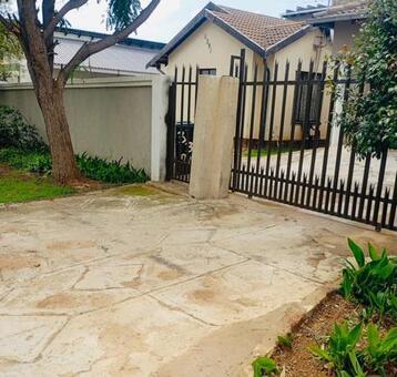 3 Bedroom House in Naturena