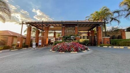 2 Bedroom Apartment in Sunninghill