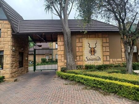 3 Bedroom House in Douglasdale