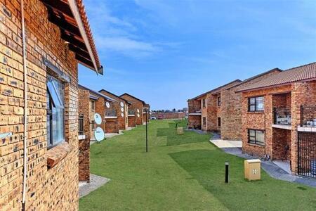 2 Bedroom Apartment in Boksburg West