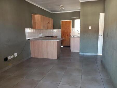 2 Bedroom Apartment in Elspark