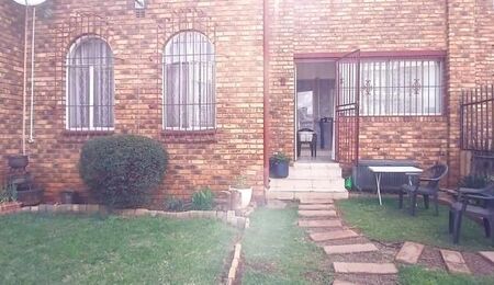 2 Bedroom Apartment in New Redruth