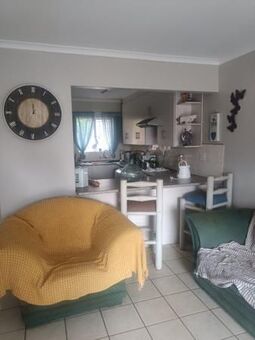 2 Bedroom Townhouse in Eldoraigne