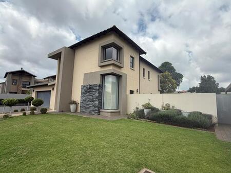 4 Bedroom House in Raslouw