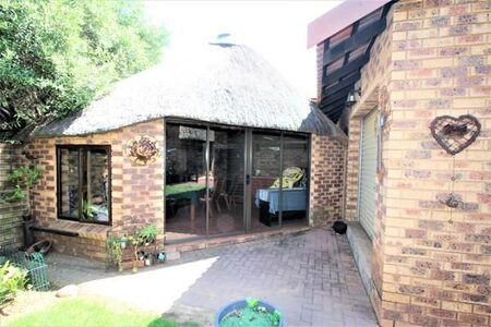 3 Bedroom House in Amberfield